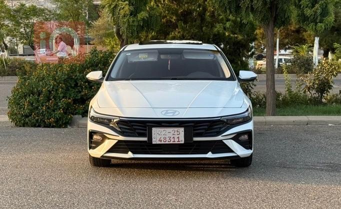 هیوندای ئەلەنترا